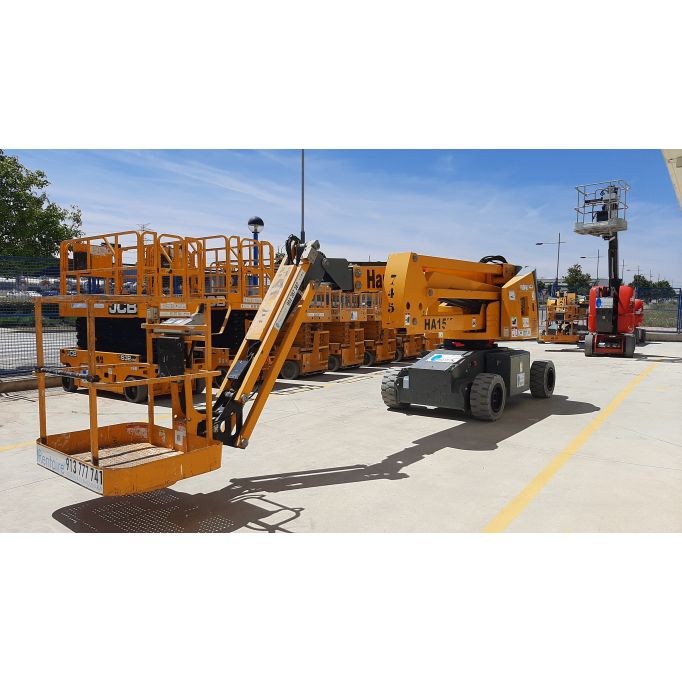 Plataforma articulada eléct altura trabajo 15 m