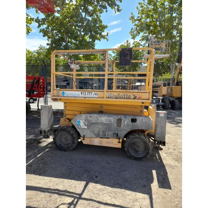 Plataforma tijera diésel altura trabajo 12m